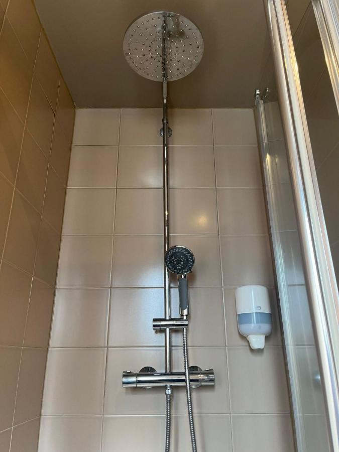לה מן-דור Hotel De Russie מראה חיצוני תמונה